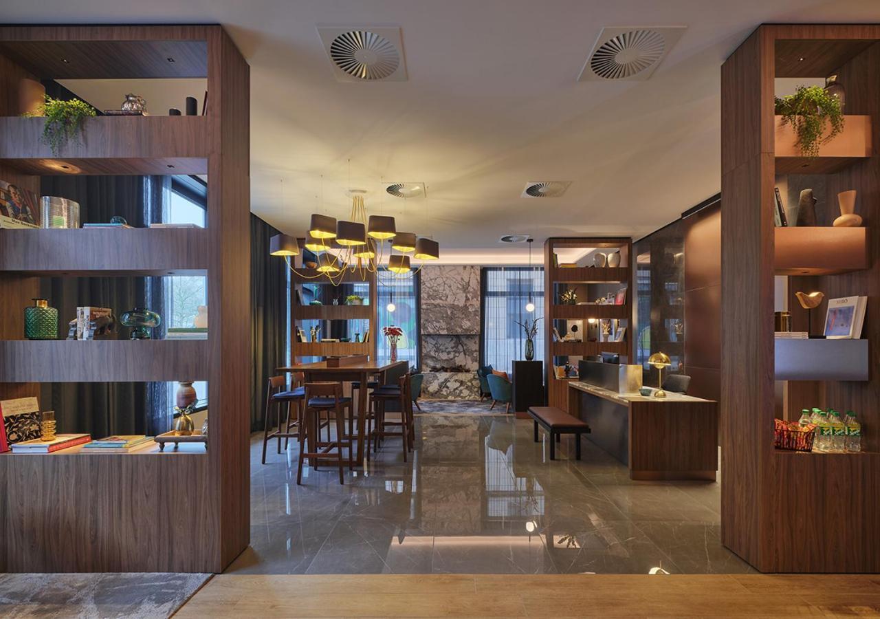 Hotel apartamentowy Adina