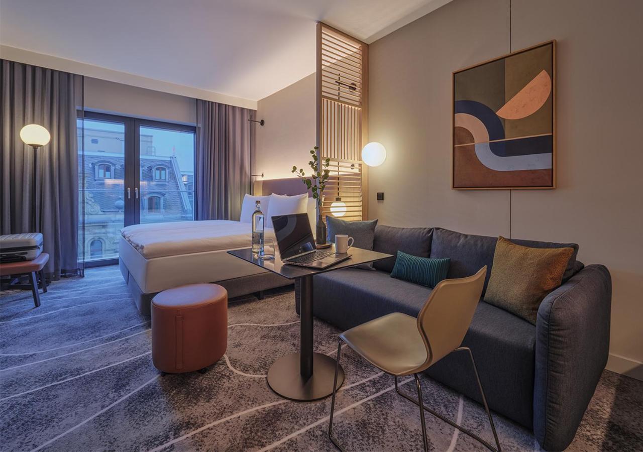 Adina Hotel apartamentowy 4*
